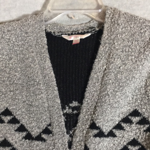 NO BOUNDARIES Aztec Tribal Southwest Boho Cozy Warm Cuddly  Long Line Cardigan - Picture 3 of 16